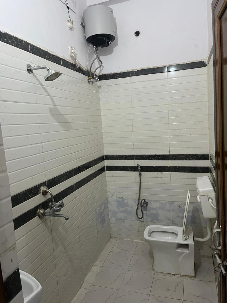 Saanvi Residency Hotel Varanasi