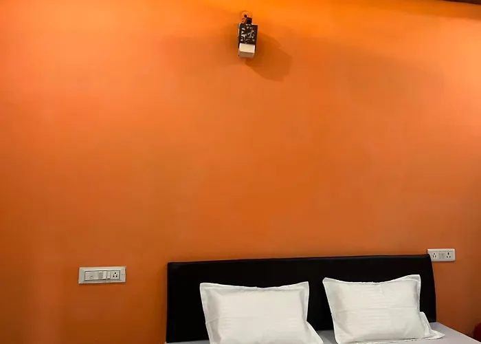 Saanvi Residency Inn